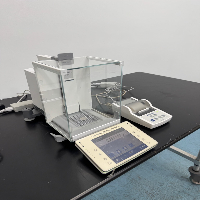 Mettler Toledo XPE205 Analytical Balance w/ P28 Printer image 0